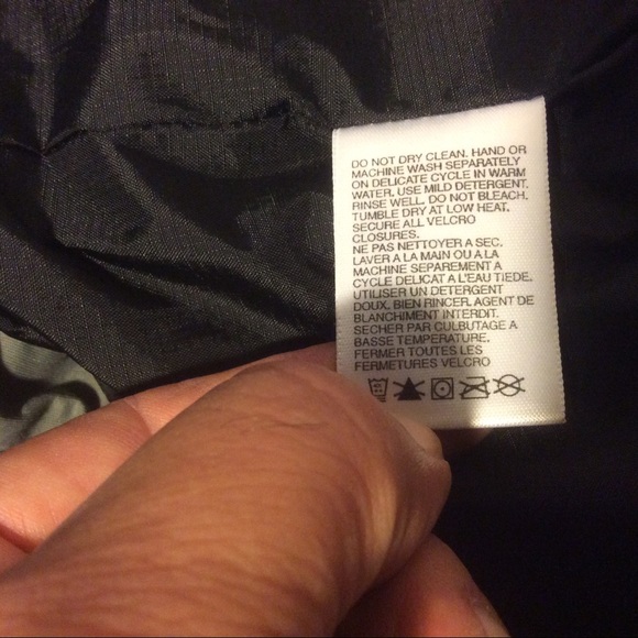 Men’s The North Face HyVent Jacket Mens size medium Red & Gray - Picture 13 of 16